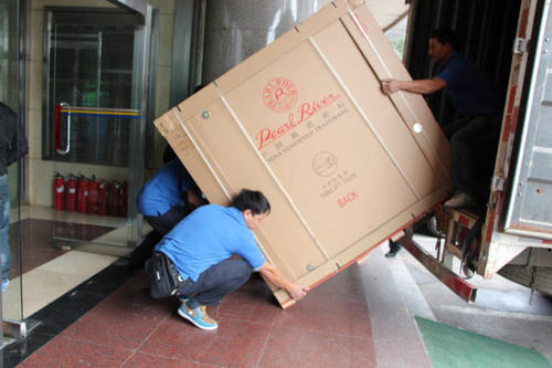 镜湖钢琴贵重工艺品无忧运